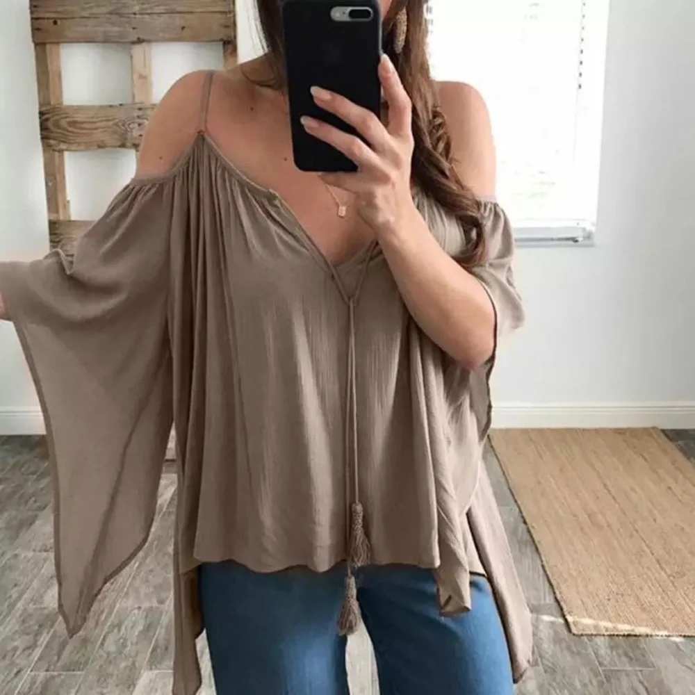 Tassel Tie Front Split V Neck Flowy Mocha Butterfly Blouse - Picture 4 of 8
